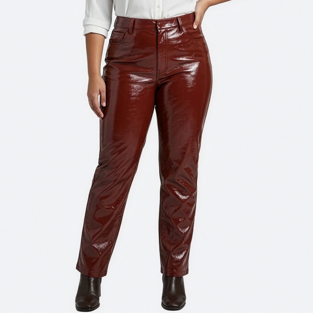 Abercrombie & Fitch Glossy Faux Leather M 90s Straight Ultra High Rise Pants